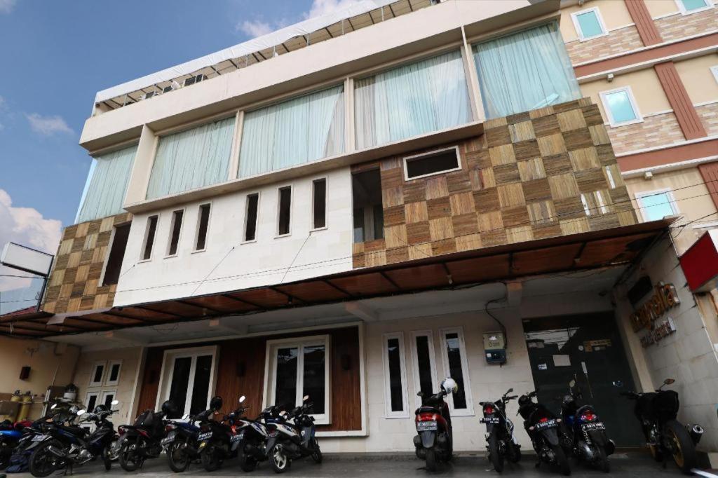 โรงแรมแมกโนเลีย จาการ์ตา ภายนอก รูปภาพ